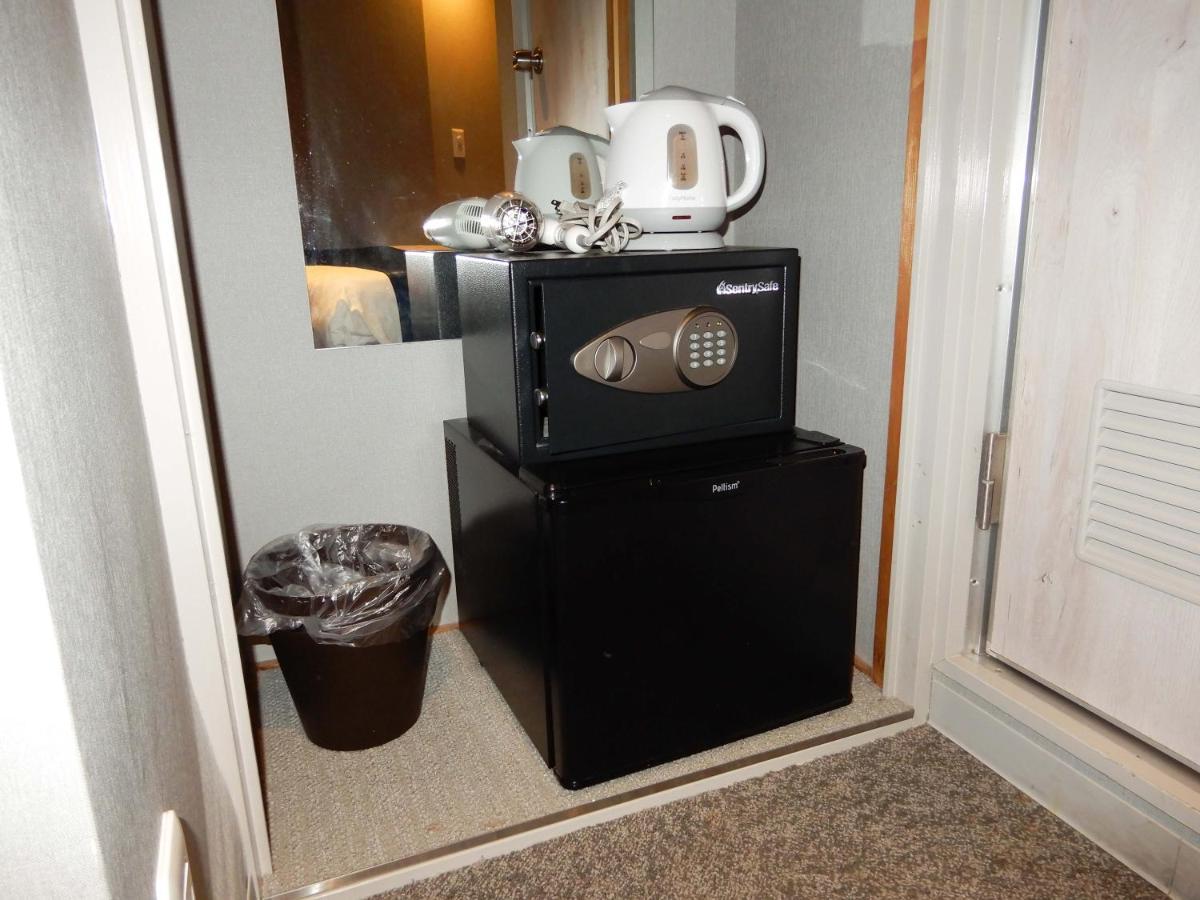 Hotel S-Presso North Осака Екстериор снимка