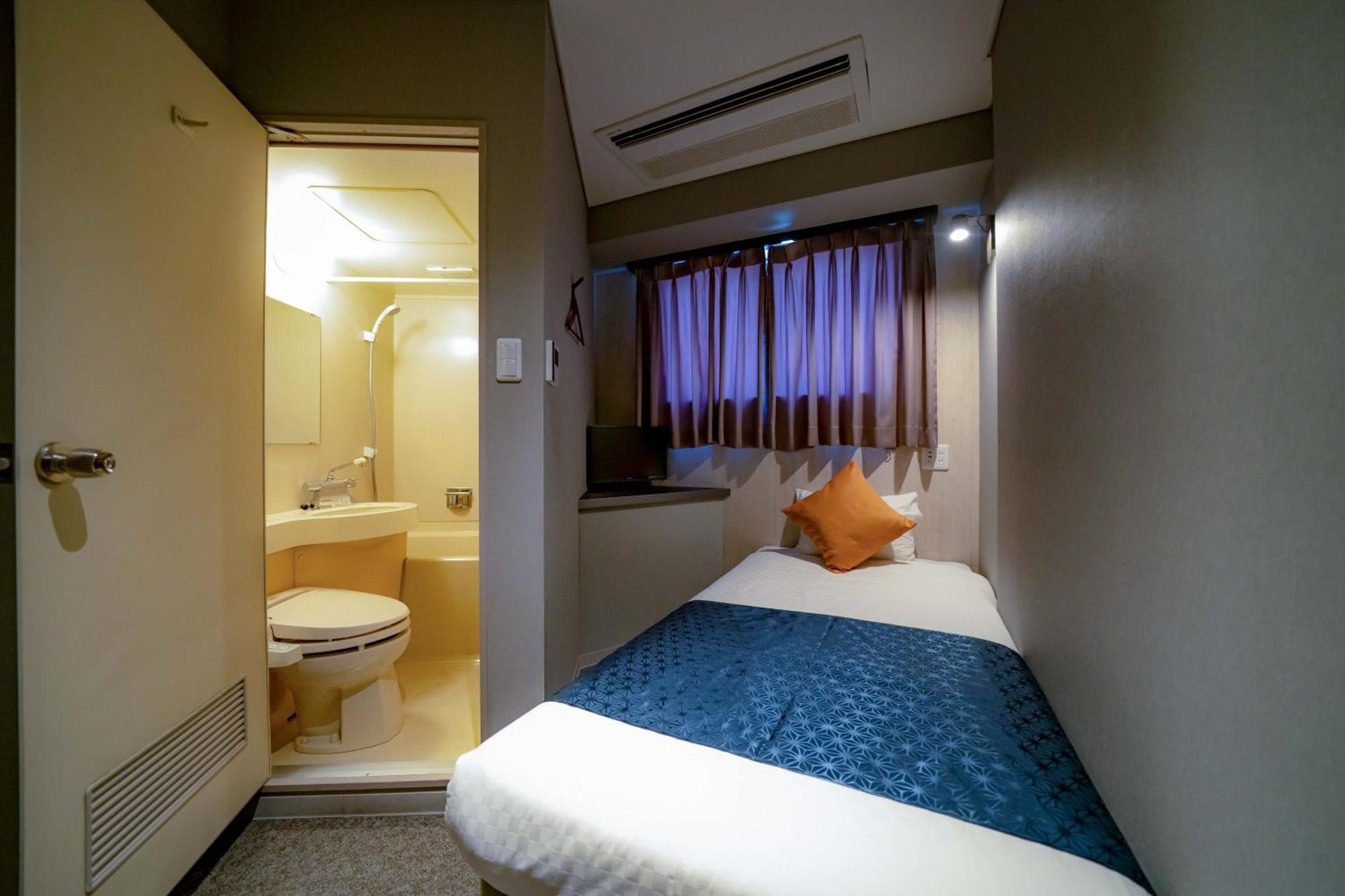 Hotel S-Presso North Осака Стая снимка